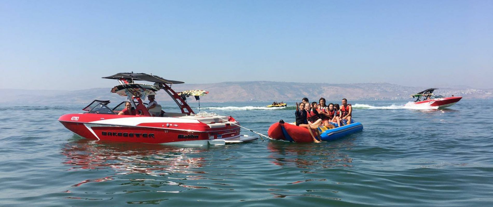 יום כיף בכנרת: שילוב של ספורט ימי ונופש